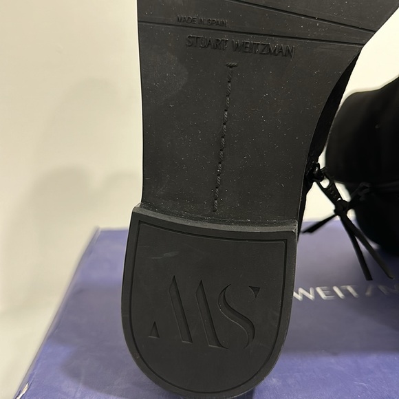 New In Box Stuart Weitzman Black Bootie Size 9.5 - Picture 6 of 8